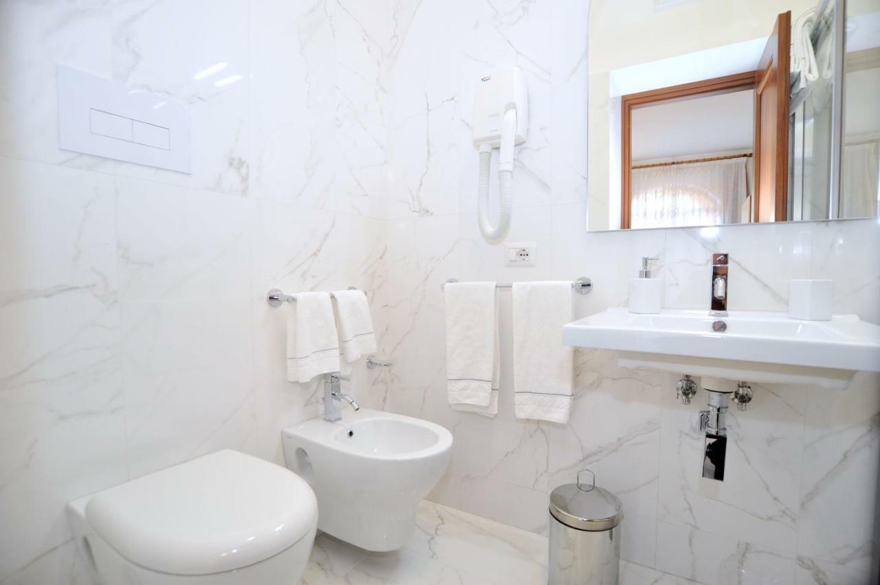 Dipino Accommodation Майори Екстериор снимка